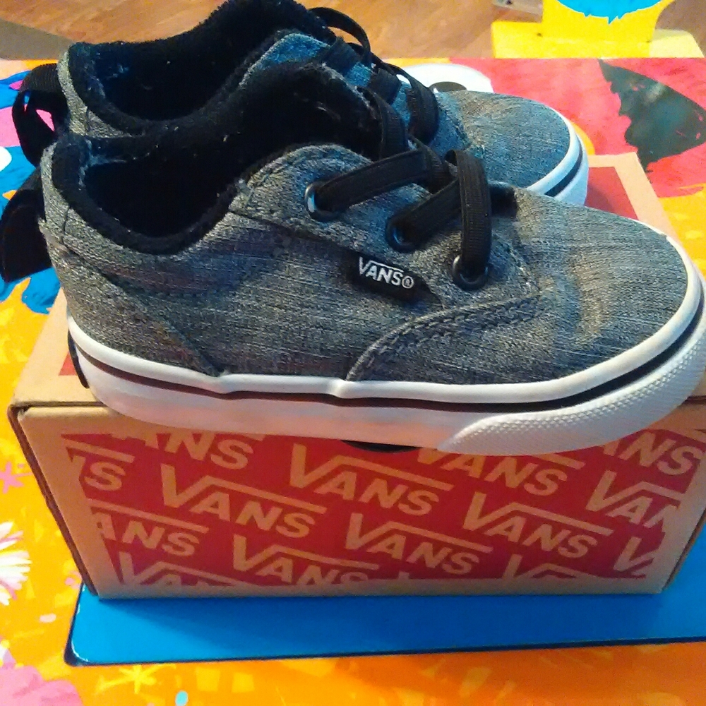 Boys vans